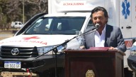 Sáenz entregó 34 ambulancias y le pidió a Nación: “Pónganse las zapatillas y caminen”
