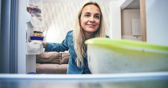 'I'm a professional cleaner - two-ingredient DIY spray stops bad kitchen smells'
