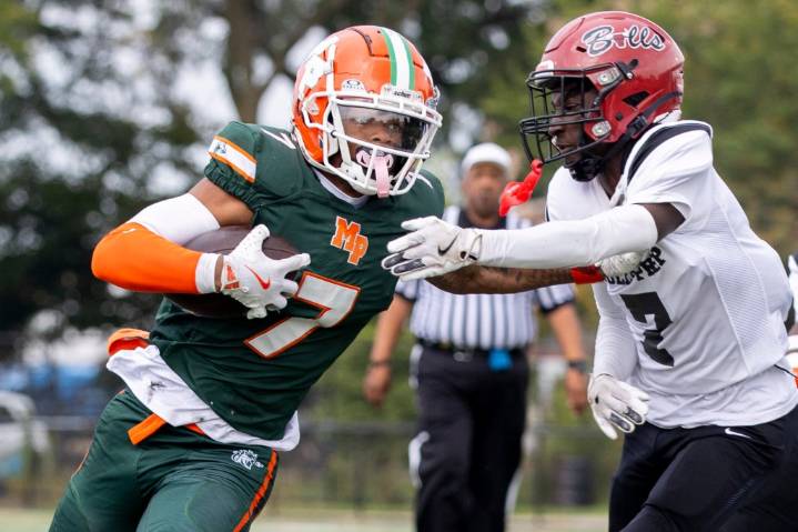 Football: Illinois recruit Nasir Rankin sparks Morgan Park