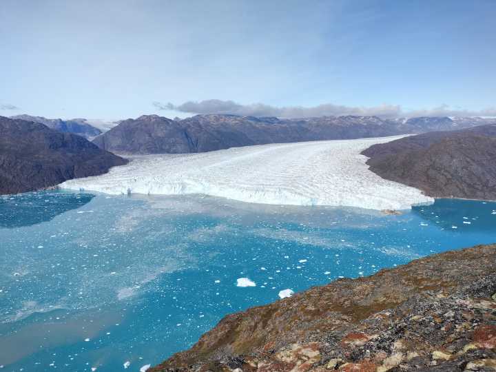 A fiber optic cable spied on Greenland's glaciers. It found an alarming problem