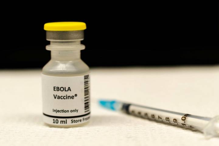 Brote de ébola en Congo deja 47 casos y 27 muertes