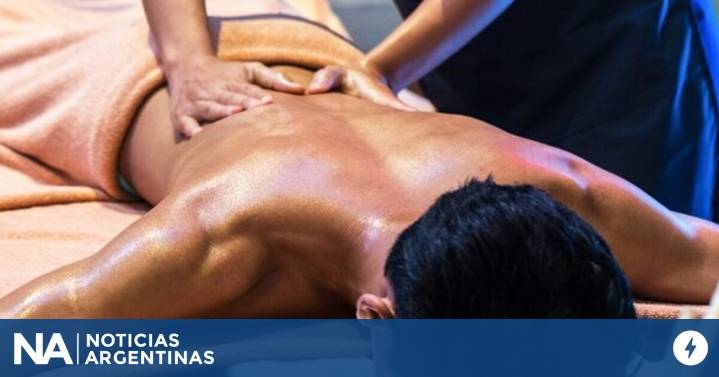 La curiosa razón por la que bosteza la persona que hace masajes, según la ciencia