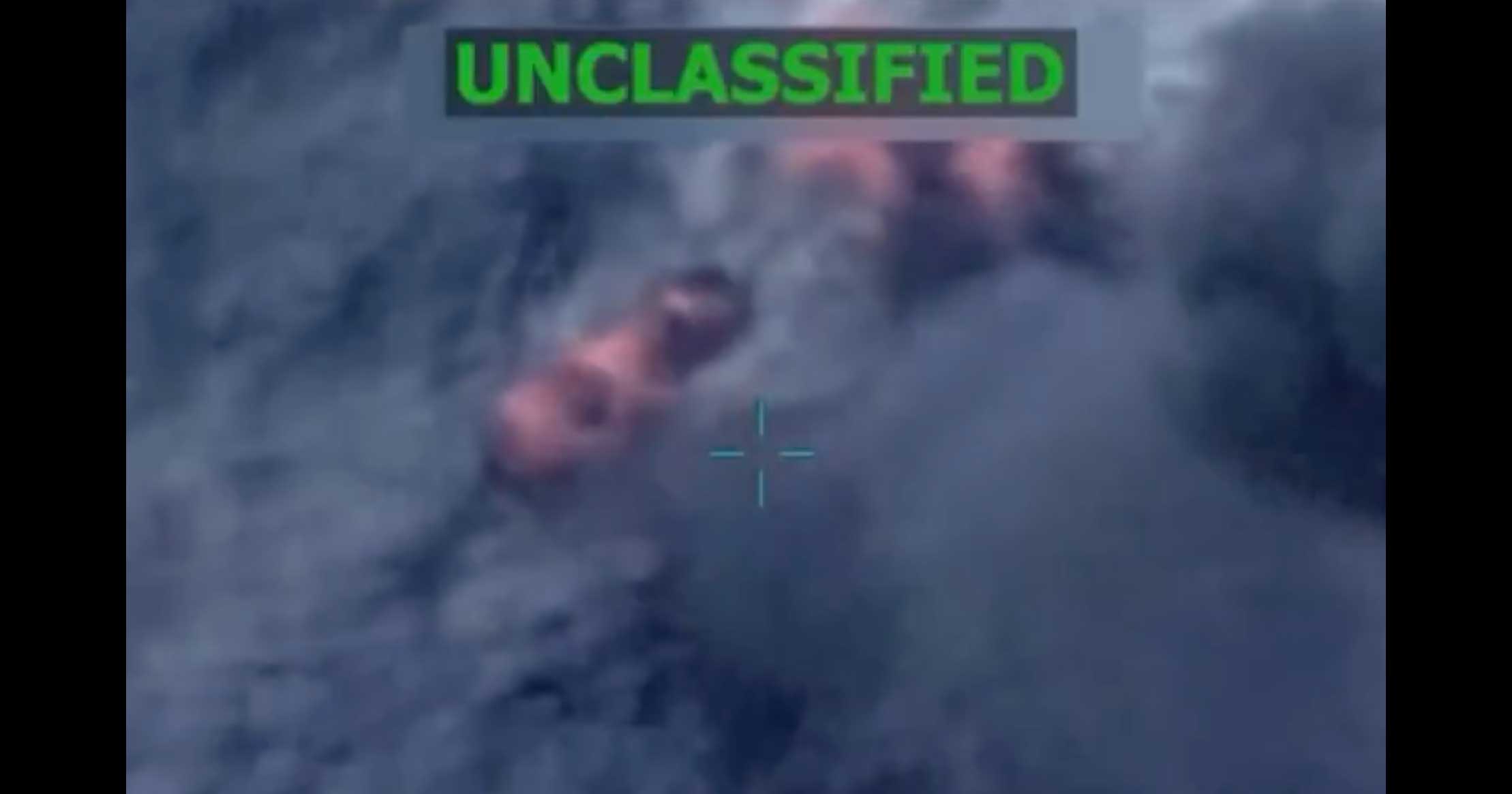 VIDEO: Trump anuncia segundo ataque cinético contra barco de tráfico de drogas, matando a tres personas
