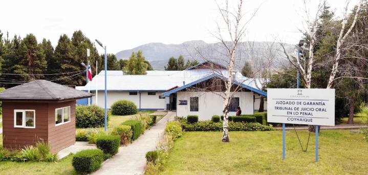 Condenan a sujeto a más de siete años por robo en vivienda habitada en Coyhaique