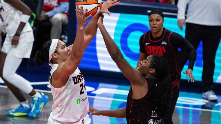 Dream fans in shock after stunning collapse to Fever in Game 2