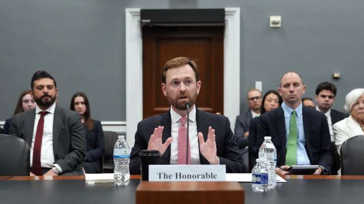 Noncompete ban abandoned by Trump's FTC  : NPR