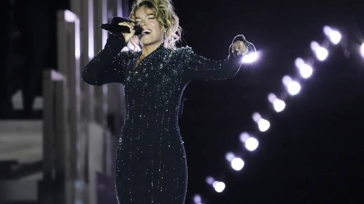 Karol G canta por la fraternidad en un memorable macroconcierto en la plaza vaticana