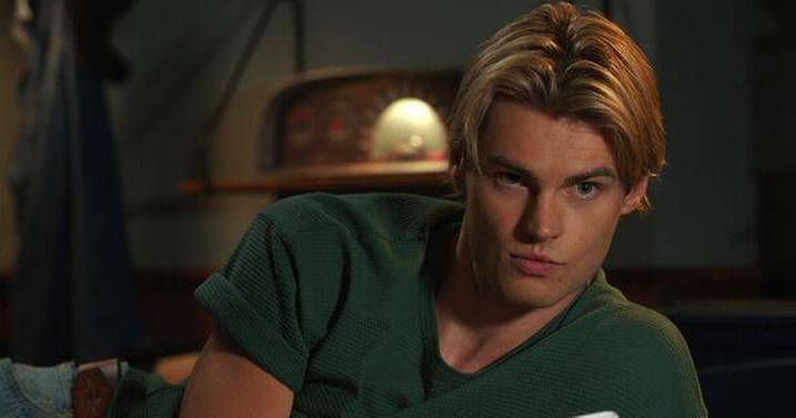 The Summer I Turned Pretty fans 'hooked' on binge