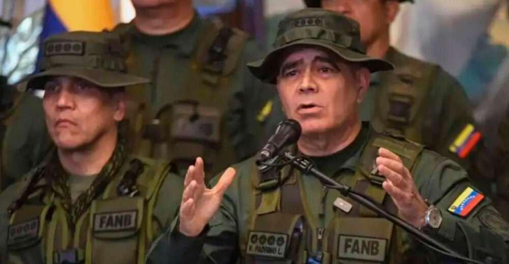 Padrino López a la milicia: a mayor presión, mayor preparación