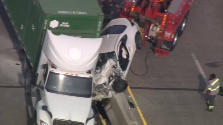 2 hurt in Route 1 crash involving tractor trailer in Morrisville