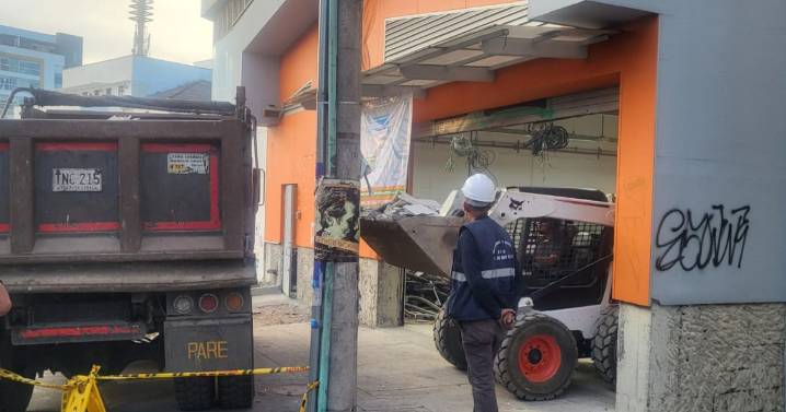 Trabajos en punto de supermercados Ara, a toda máquina: usuarios en Manizales esperan su pronto regreso