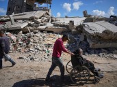 La guerra con Israel: con un mensaje de texto que invita a un café, Hamas organiza sus citas para pagar los salarios en Gaza