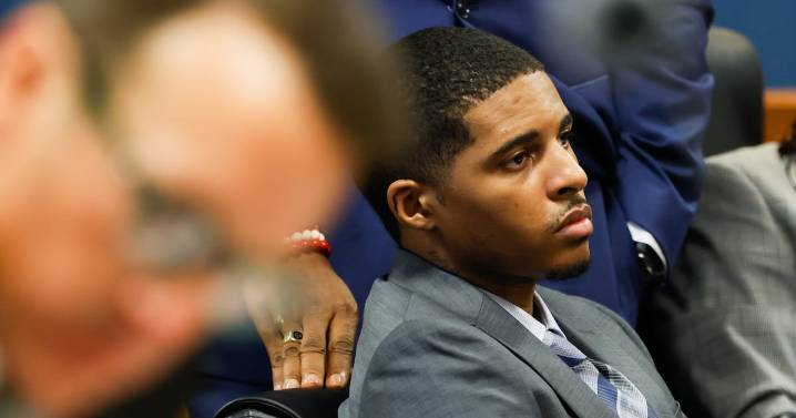 Police abandoned area where 8-year-old was shot, detective testifies