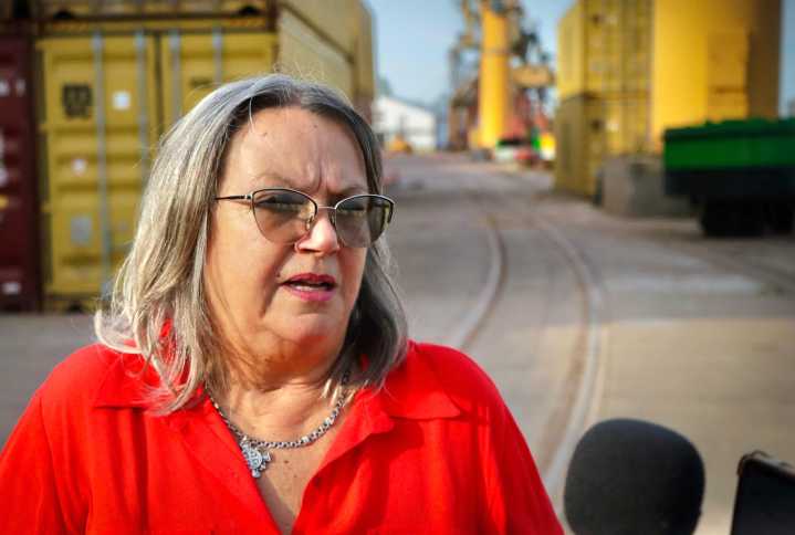 Alicia Azula: «Un puerto que funciona, es un puerto que puede ayudar a la economía»