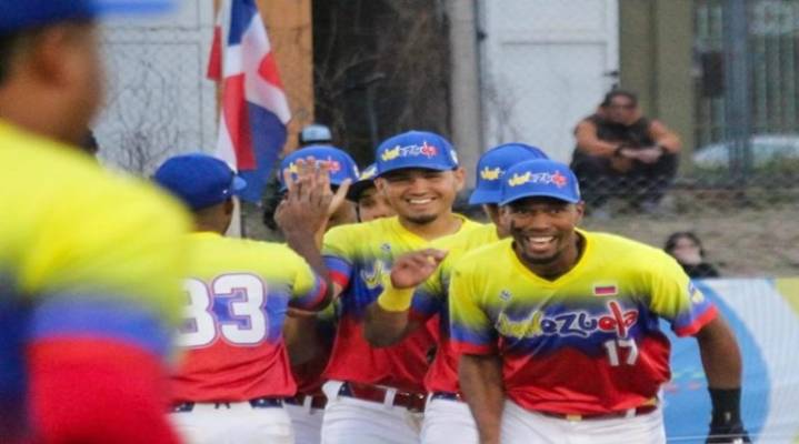 Sóftbol venezolano iguala cima en Panamericano sub
