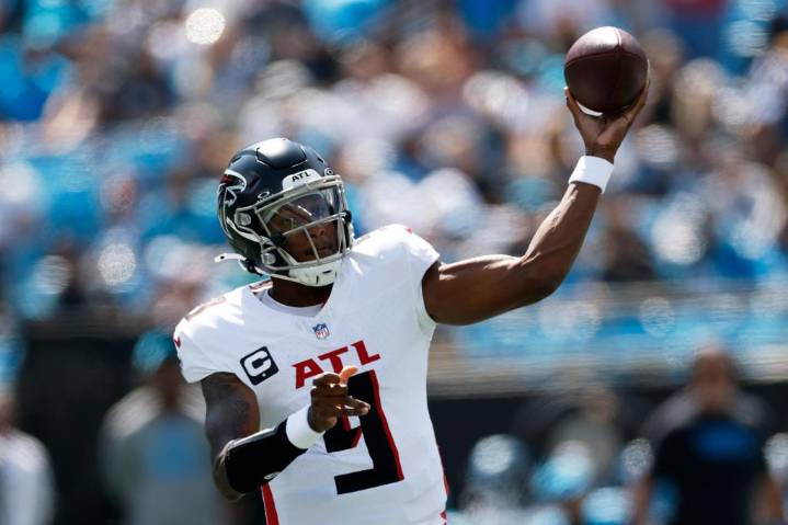Falcons place too much pressure on Penix by failing to rely on Robinson in runaway loss at Carolina