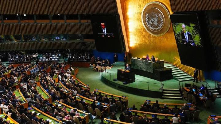 Insta Guterres a elegir la paz sobre la guerra