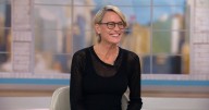 Robin Wright talks new Prime thriller, "The Girlfriend"