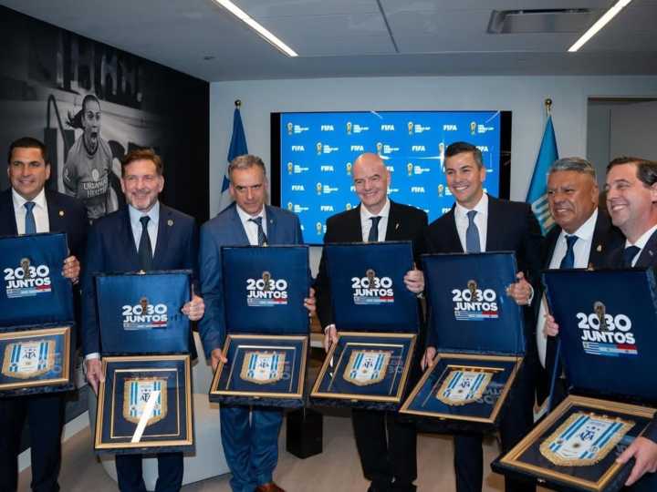 Las bombas de Toviggino contra Milei por su ausencia en la reunión del Mundial 2030: "Odian lo popular"