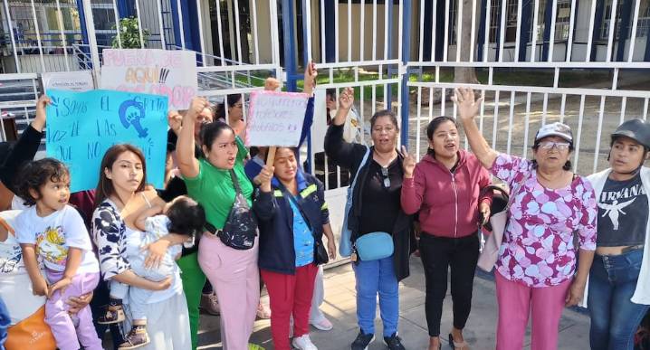 Piura: Ordenan no reasignar a cuestionado docente