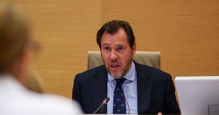Un fallo informático en Adif ensombrece la comparecencia de Puente sobre el caos ferroviario