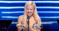 VMAs 2025: Rosé Thanks Herself for Song of the Year