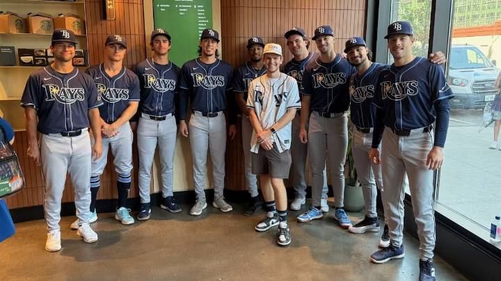 Rays rookies have to make special delivery before game at Wrigley