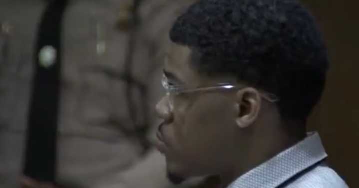 Opening statements made in trial of man accused of murdering child's mother, throwing 2