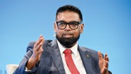 Irfaan Ali, el presidente enemigo de Nicolás Maduro, logra la reelección en Guyana