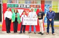 Entrega alcalde apoyo a primaria