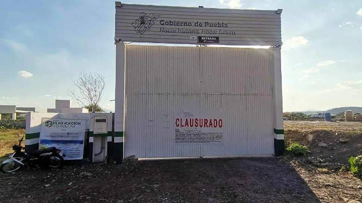 Cuatro verificentros siguen clausurados por incumplir deficiencias, tres desde febrero