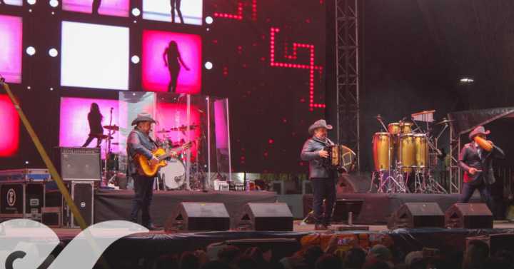 Grupo Pesado conquista a miles de asistentes en la Feria Patronal de Huejotzingo 2025