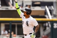 Lenyn Sosa jonronea y vuelve a ser el líder de este departamento en Chicago