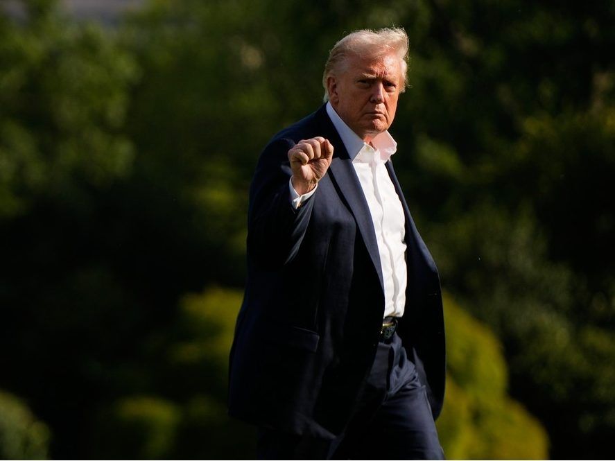 Trump will speak at a hastily-called meeting of top military leaders
