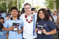 Jóvenes de 83 municipios ya tienen internet gratuito