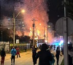 Violento banderazo en La Serena: hinchas de la U se enfrentan a Carabineros y provocan incendio