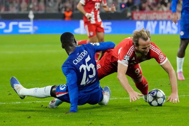 El ingenio de Harry Kane doblega a un gran Chelsea en Múnich