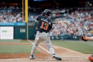 Ronald Acuña Jr  comenzó la semana con un cuadrangular  (+Video)
