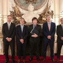El poder de fuego de Toto Caputo para domar al dólar no llega a fines de octubre