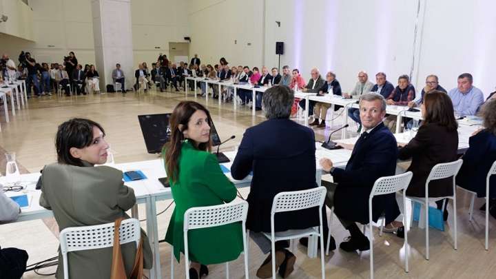 Xunta y ayuntamientos coordinan la reconstrucción de los incendios en Galicia
