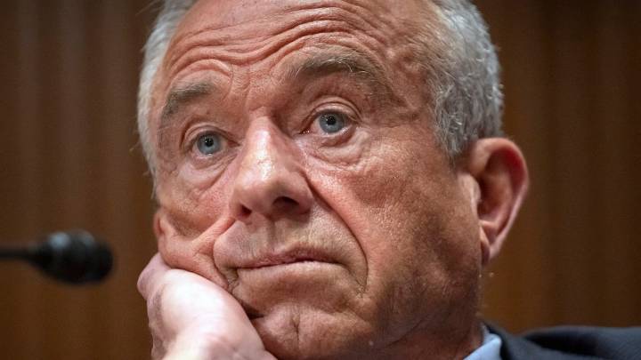 Familiares de Robert F. Kennedy Jr. dicen que es una “amenaza” para la salud de los estadounidenses