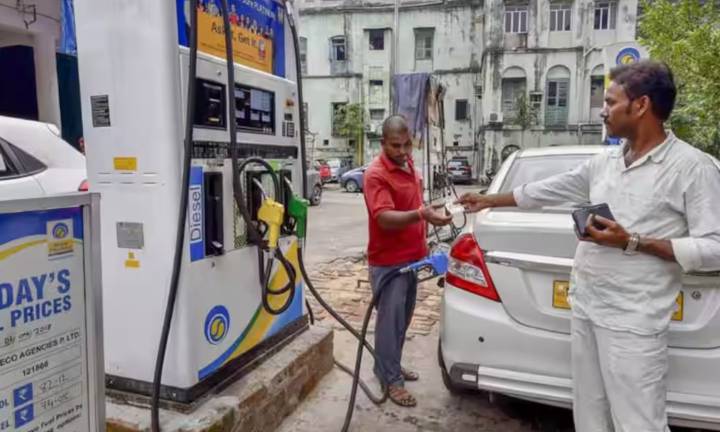 Check out petrol and diesel prices in Chennai on September 24, 2025