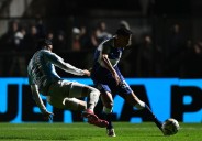 "Apagaron las luces". Un partido que terminó en penumbras, la queja de Pusineri y un gol en contra