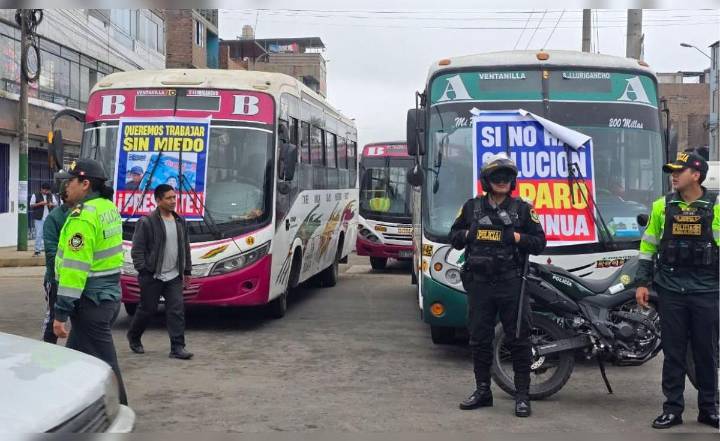 “Queremos trabajar sin miedo”: Transportistas piden acciones concretas al gobierno de Boluarte en tercer día de protestas