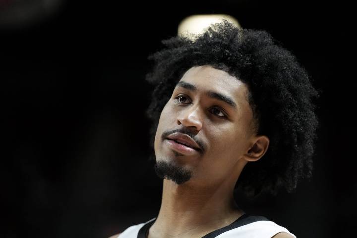 Deadspin | Reports: Spurs rookie Dylan Harper has thumb surgery