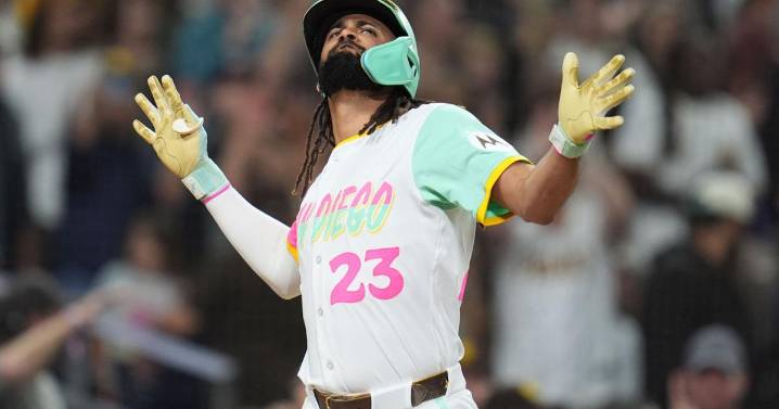 Fernando Tatís Jr.'s grand slam sends Padres past Diamondbacks 7