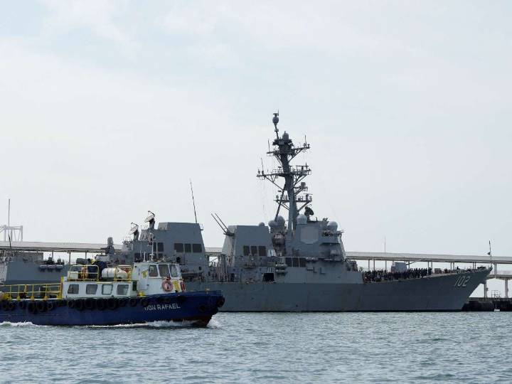 Trump: Ejército de EU 'disparó' a un barco de drogas salido de Venezuela