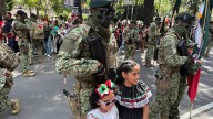 Vestidos de Soldados y en Primera Fila: Niños Disfrutan del Desfile Militar del 16 de Septiembre