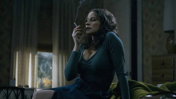 10 Best Biographical Shows on Netflix That Are Mostly Accurate