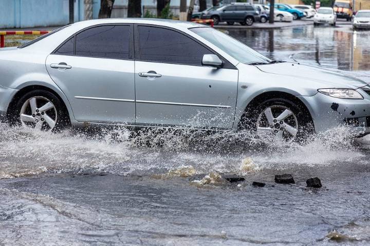 Flooding and Crashes Impact Thursday Morning Commute Across New Jersey